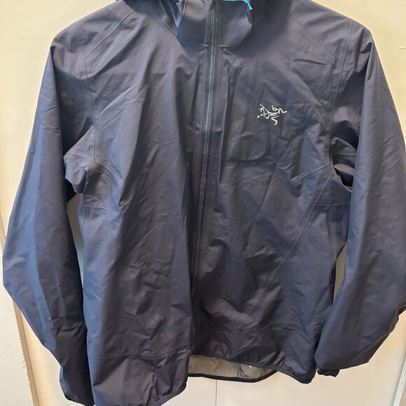Arc'teryx Women's Norvan Jacket - Picture 1 of 2